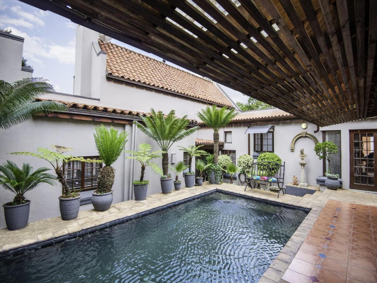 Bohemian - 5* Pretoria-Noord